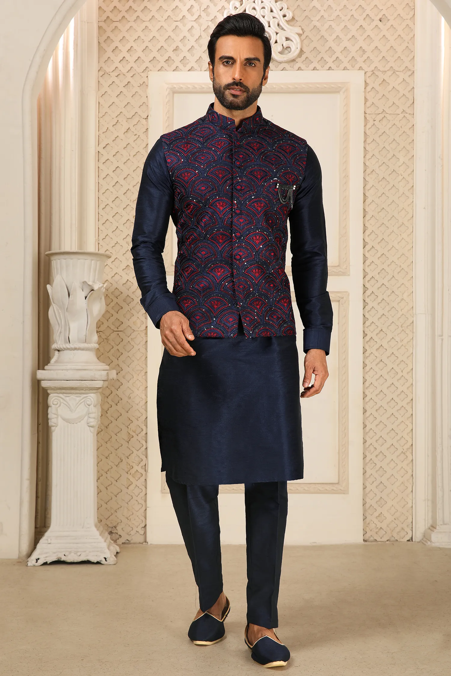 Amazon.com: Purple Bollywood Design Indian Mens wear Straight Fancy Silk  Kurta Pajama Set Jacquard Silk Cotti Jacket wedding Special 1310 :  Clothing, Shoes & Jewelry